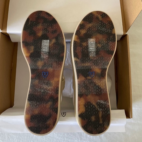 Rothy’s Lightweight Wedge Sandal - Salt, Size 8.5 - Picture 5 of 6